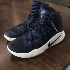 Womens 2016 Nike Hyper Dunk size 10